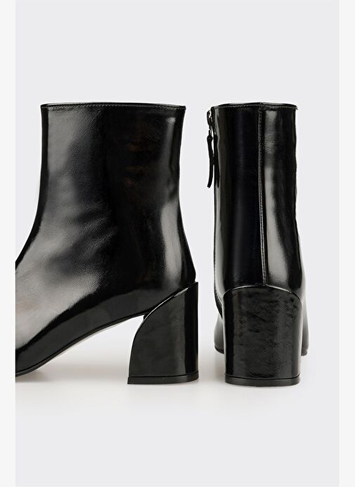 Siyah Deri Kadın Klasik Bot - Görsel 5