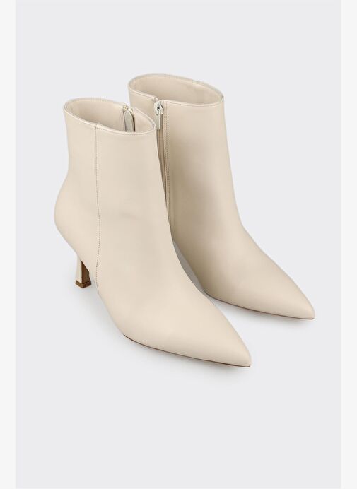 Bej Deri Kadın Klasik Bot - Görsel 3