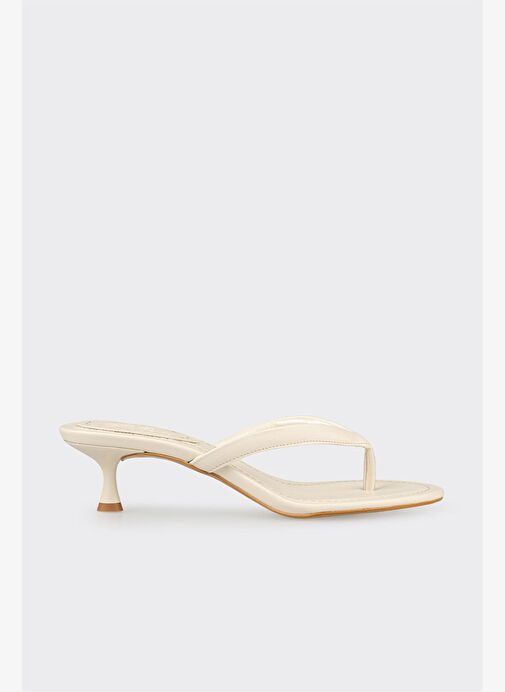 Ekru Kadın Günlük Terlik - Görsel 2
