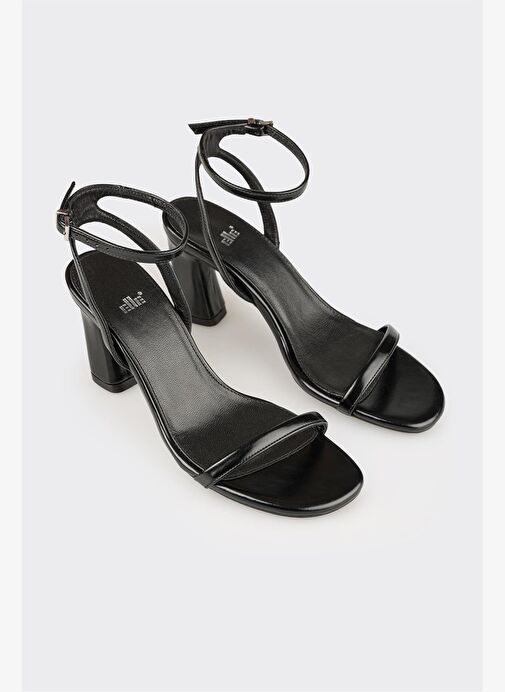 Siyah Kadın Günlük Sandalet - Görsel 3