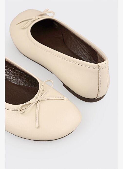 Bej Deri Kadın Günlük Ayakkabı - Görsel 6