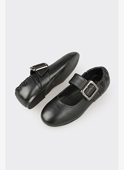 Siyah Deri Kadın Günlük Ayakkabı - Görsel 4