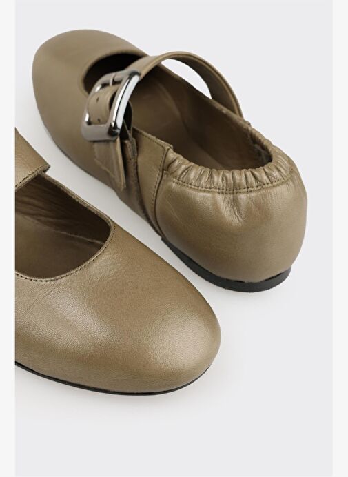 Haki Deri Kadın Günlük Ayakkabı - Görsel 6