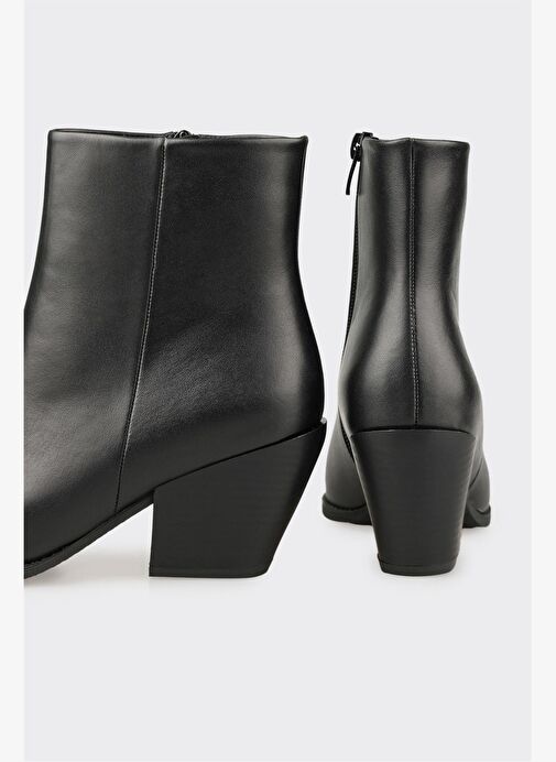 Siyah Deri Kadın Western Bot - Görsel 5