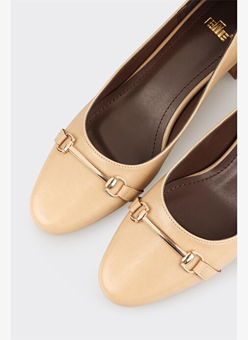 Bej Kadın Orta Topuk Ayakkabı - Görsel 5