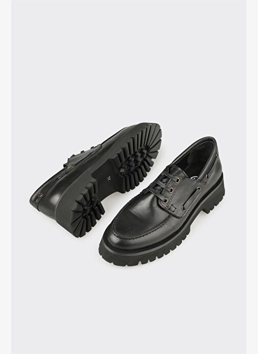 Siyah Deri Kadın Günlük Ayakkabı - Görsel 4