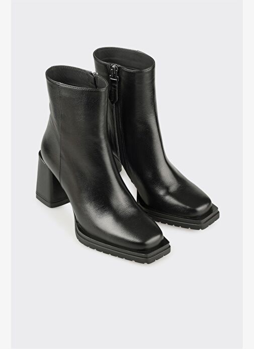Siyah Deri Kadın Klasik Bot - Görsel 3