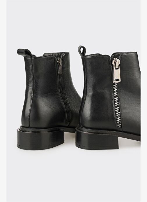 Siyah Deri Kadın Klasik Bot - Görsel 5