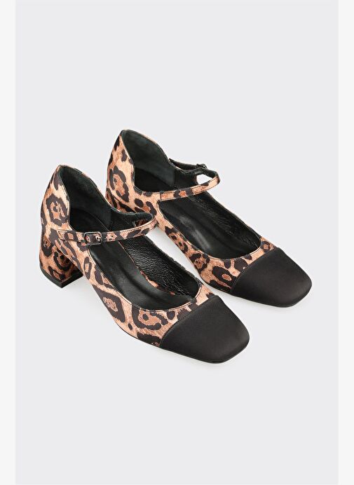 Kahve Hayvan Desenli Kadın Orta Topuk Ayakkabı - Görsel 3