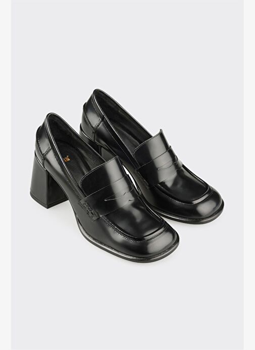 Siyah Deri Kadın Topuklu Ayakkabı - Görsel 3