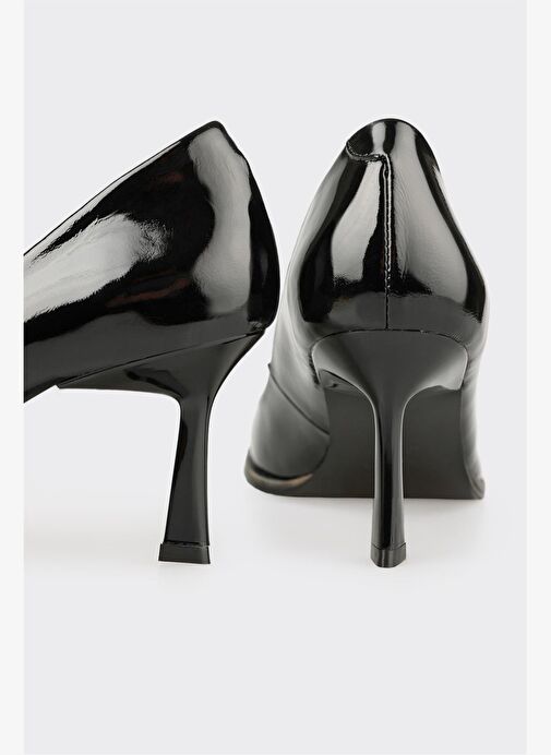 Siyah Deri Kadın Ayakkabı - Görsel 5