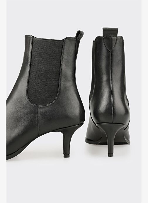 Siyah Deri Kadın Klasik Bot - Görsel 5