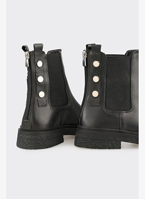 Siyah Deri Kadın Günlük Bot - Görsel 5