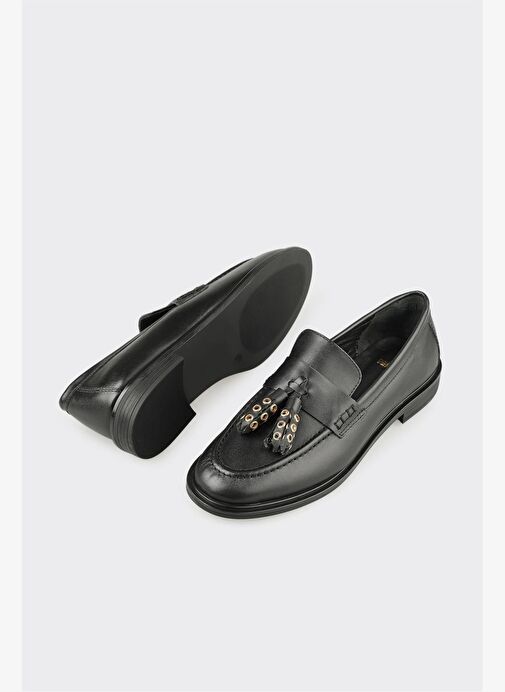 Siyah Deri Kadın Günlük Ayakkabı - Görsel 4