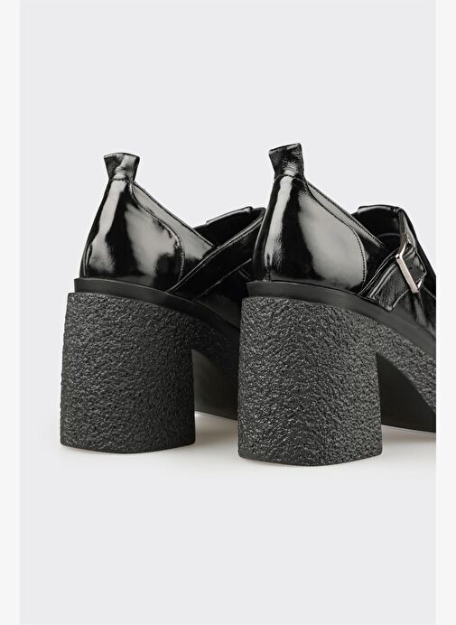 Siyah Deri Kadın Topuklu Ayakkabı - Görsel 5