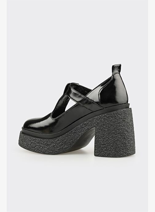 Siyah Deri Kadın Topuklu Ayakkabı - Görsel 4