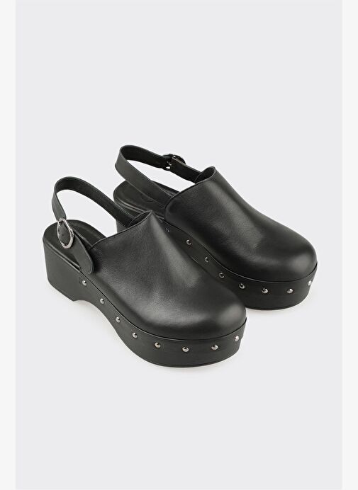 Siyah Deri Kadın Terlik - Görsel 3