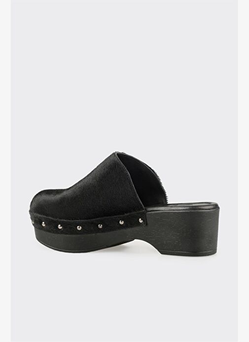 Siyah Deri Kadın Terlik - Görsel 3