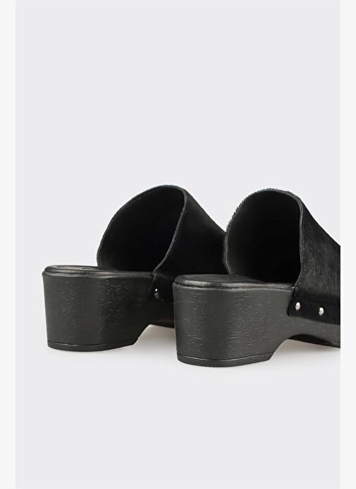 Siyah Deri Kadın Terlik - Görsel 4