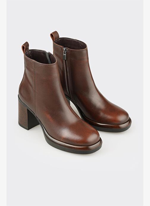 Kahve Deri Kadın Günlük Bot - Görsel 3