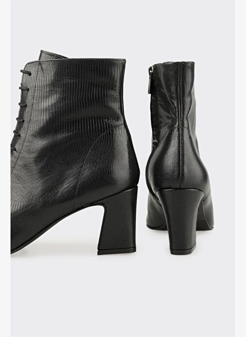 Siyah Deri Kadın Klasik Bot - Görsel 5