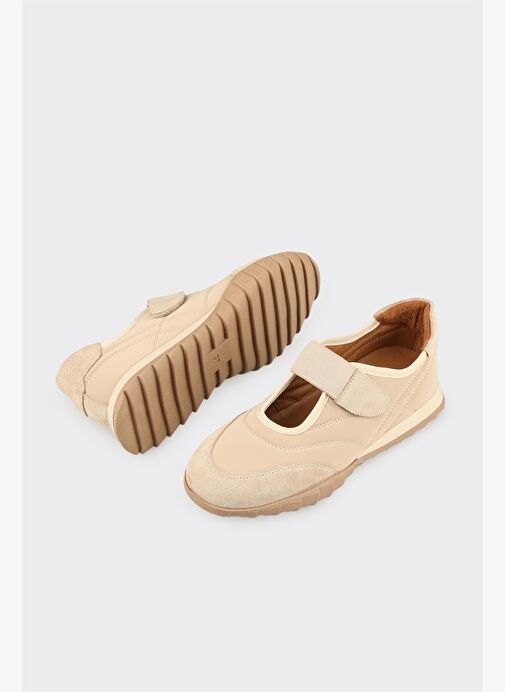 Bej Deri Kadın Spor Ayakkabı - Görsel 4