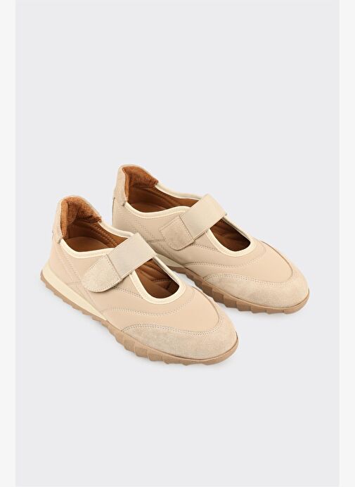 Bej Deri Kadın Spor Ayakkabı - Görsel 3