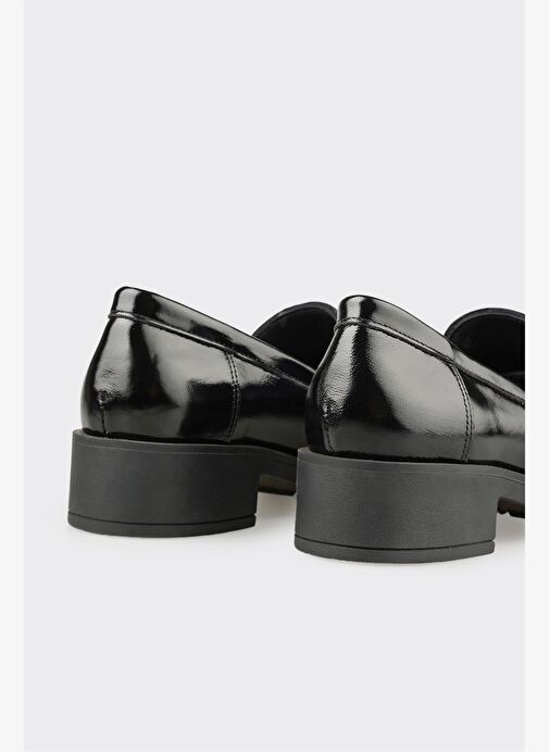 Siyah Deri Kadın Topuklu Ayakkabı - Görsel 6