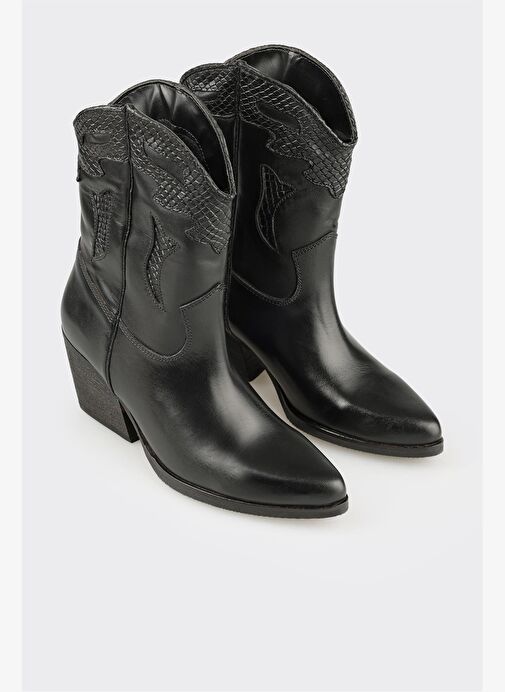Siyah Deri Kadın Bot - Görsel 3
