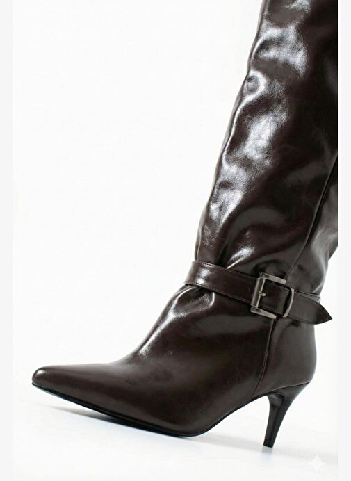 Kadın Acı Kahve Kemer Detaylı Kırışık Rugan Tokalı Uzun Çizme - Görsel 5