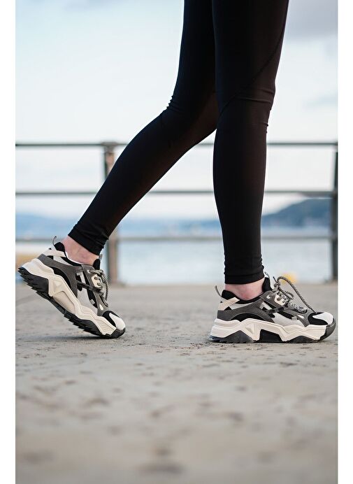 Kadın Yüksek Taban Sneaker Bağcıklı Spor Ayakkabı Edisa Siyah - Görsel 2