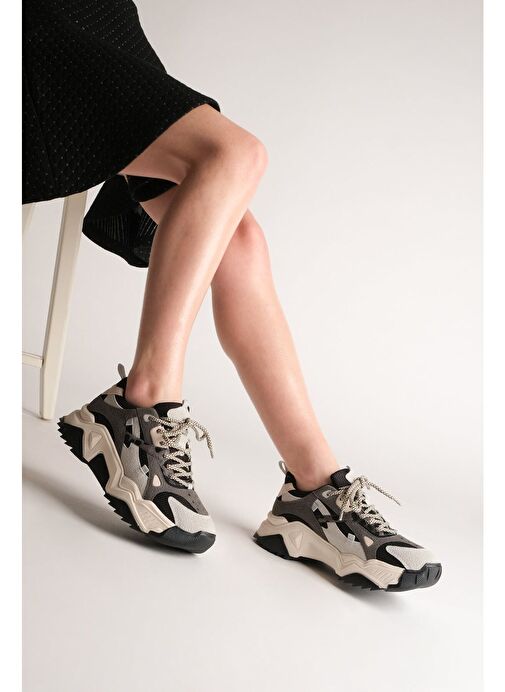 Kadın Yüksek Taban Sneaker Bağcıklı Spor Ayakkabı Edisa Siyah - Görsel 4