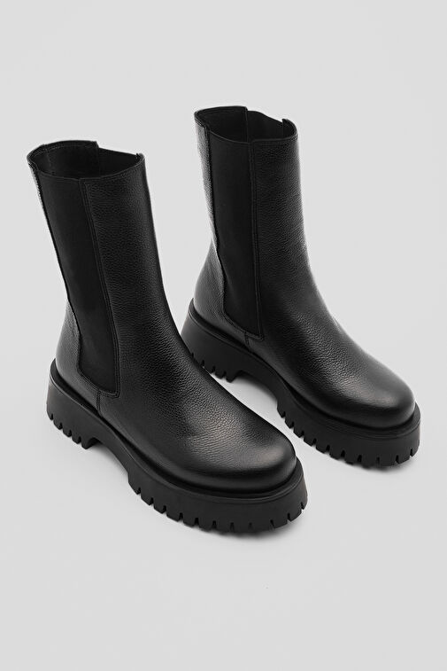 Kadın Hakiki Deri Günlük Bot Kalın Tırtıklı Taban Elastik Yan Bantlı Bukre Siyah - Görsel 6