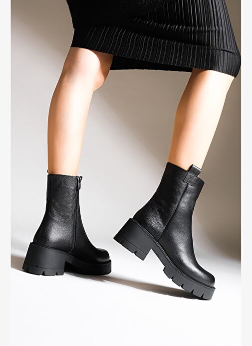 Kadın Hakiki Deri Günlük Bot Kalın Tırtıklı Taban Fesko Siyah - Görsel 7