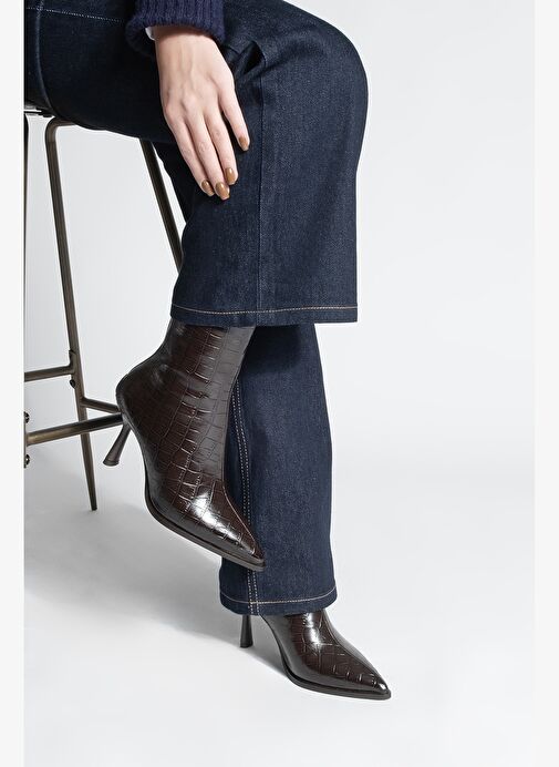 Kadın Topuklu Bot Sivri Burun Kadeh Ökçe Arkadan Fermuarlı Günlük Klasik Bot Monos Kahve Croco - Görsel 7