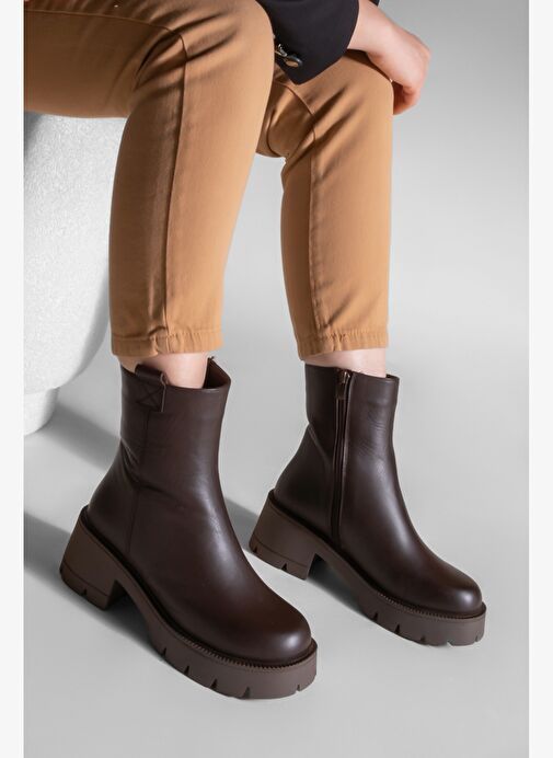 Kadın Hakiki Deri Günlük Bot Kalın Tırtıklı Taban Fesko Kahve - Görsel 6