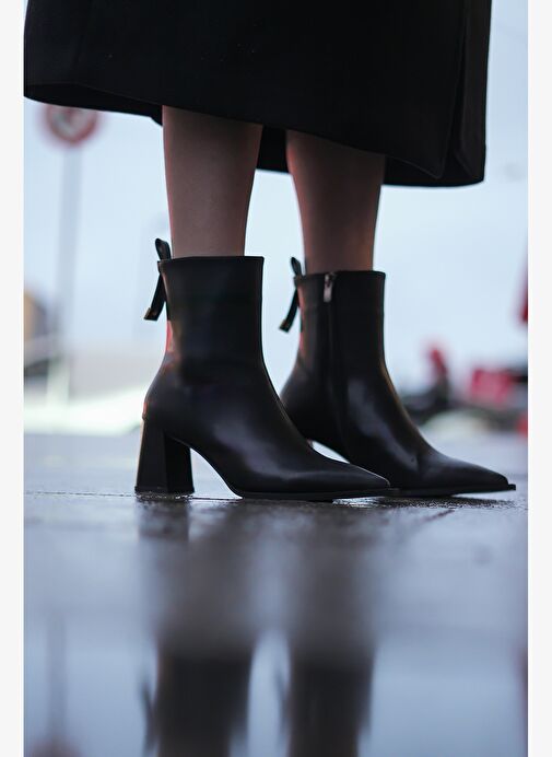 Kadın Sivri Burun Kalın Ökçe Topuklu Bot Sofen Siyah - Görsel 5