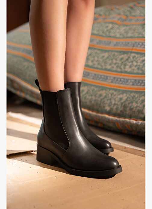 Kadın Elastik Yan Bantlı Günlük Bot Espato Siyah - Görsel 9