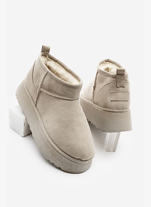 Kadın Kalın Taban İçi Kürklü Yarım Bot Tefis Bej Süet - Görsel 2
