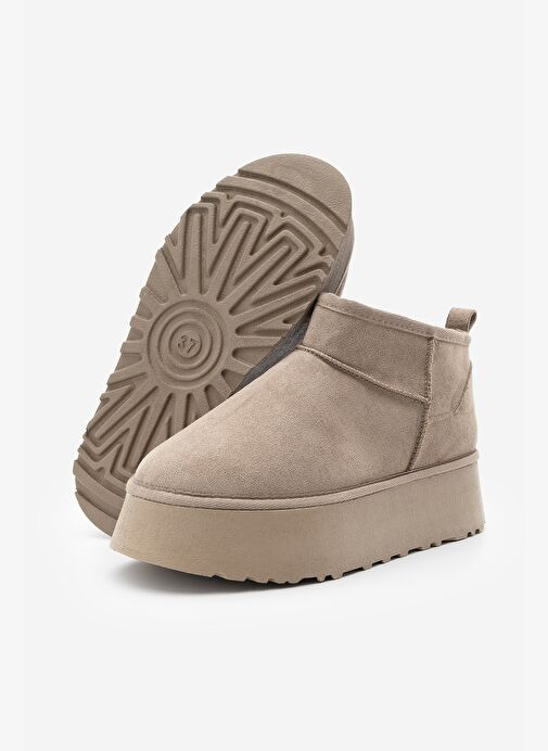 Kadın Kalın Taban İçi Kürklü Yarım Bot Tefis Vizon Süet - Görsel 8