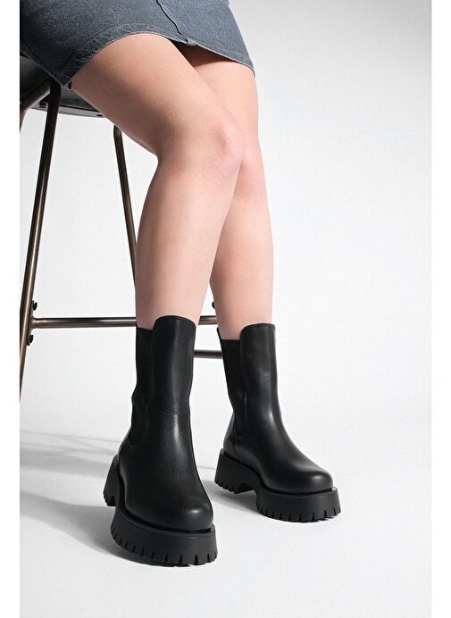 Kadın Kalın Taban Elastik Yan Bantlı Günlük Bot Zemes Siyah - Görsel 3