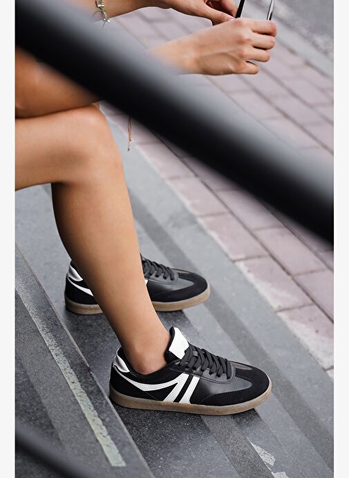 Kadın Sneaker Bağcıklı Düz Taban Spor Ayakkabı Tiyone Siyah - Görsel 3
