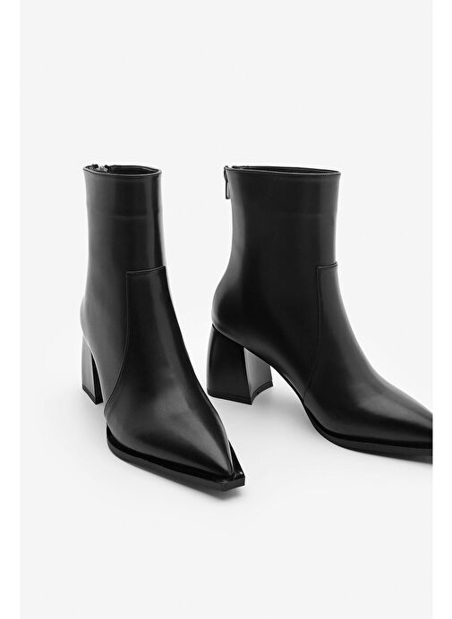 Kadın Sivri Burun Arkadan Fermuarlı Topuklu Bot Erves Siyah - Görsel 2
