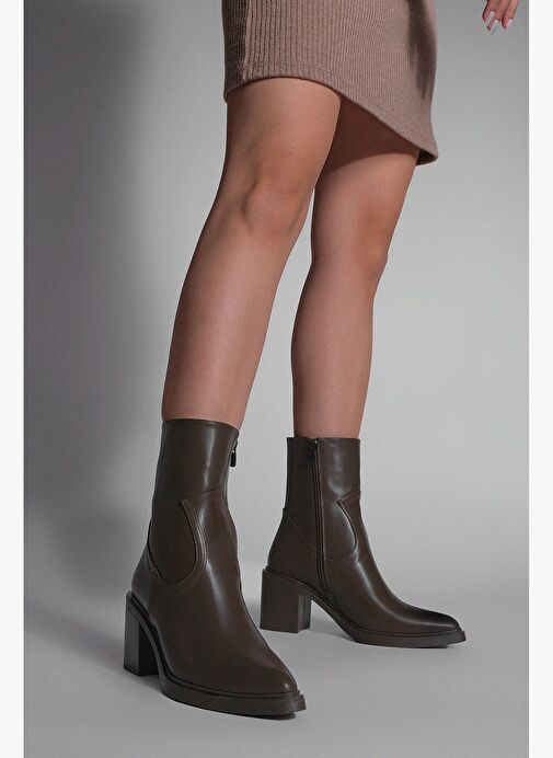 Kadın Dikiş Detaylı Yandan Fermuarlı Topuklu Bot Fortap Kahve - Görsel 5