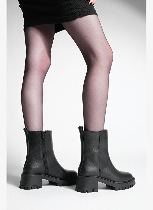 Kadın Hakiki Deri Fermuarlı Kalın Topuklu Tırtıklı Taban Günlük Bot Forlas Siyah - Görsel 5