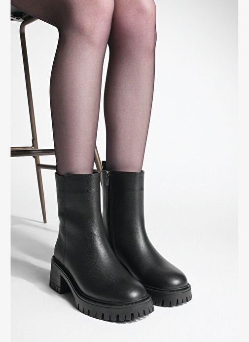 Kadın Hakiki Deri Fermuarlı Kalın Topuklu Tırtıklı Taban Günlük Bot Forlas Siyah - Görsel 2