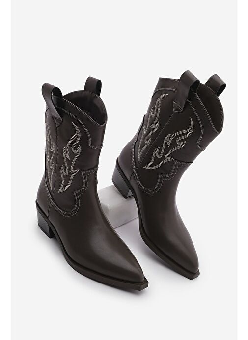 Kadın Sivri Burun Nakışlı Western Bot Tevlus Kahve - Görsel 2