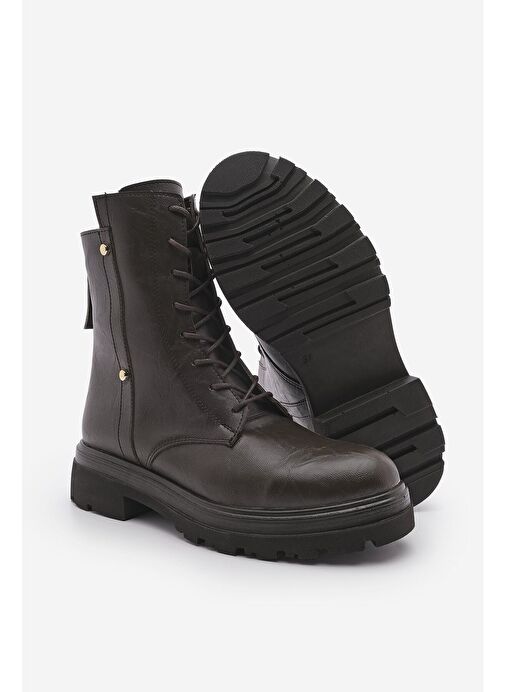 Kadın Arkadan Fermuarlı Zımba Detaylı Kalın Taban Postal Bot Likesta Kahve - Görsel 9