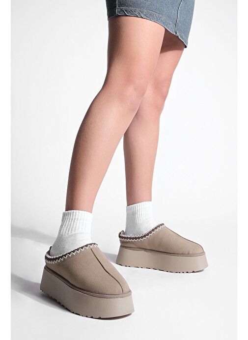 Kadın İçi Kürklü Kalın Taban Önü Kapalı Günlük Kışlık Terlik Furenta Vizon Süet - Görsel 7