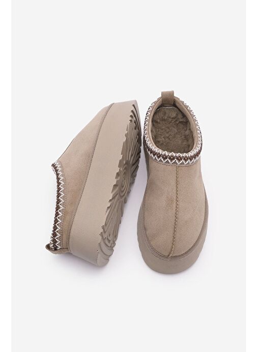 Kadın İçi Kürklü Kalın Taban Önü Kapalı Günlük Kışlık Terlik Furenta Vizon Süet - Görsel 9